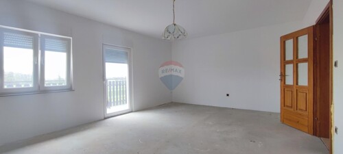 Thumbnail 6340868 - 10