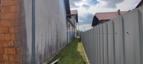 Thumbnail 6340868 - 12
