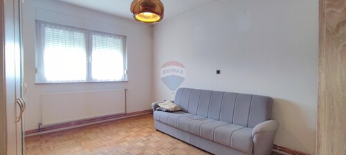 Thumbnail 6340868 - 3