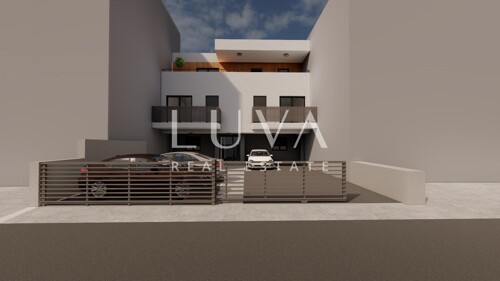Thumbnail 6341050 - 4