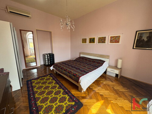 Thumbnail 6341295 - 3