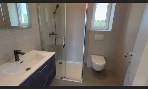 Thumbnail 6341335 - 3