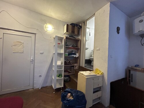 Thumbnail 6341411 - 3