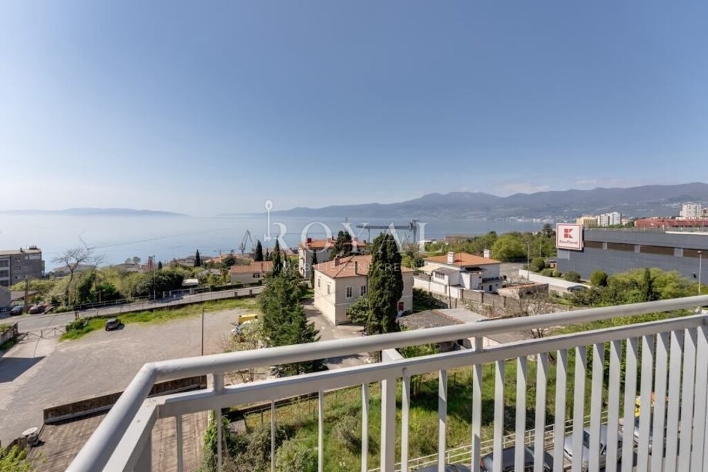 Image 6341498 - 8