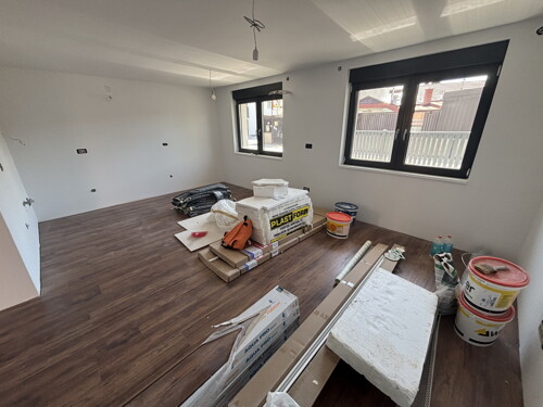 Thumbnail 6341603 - 7