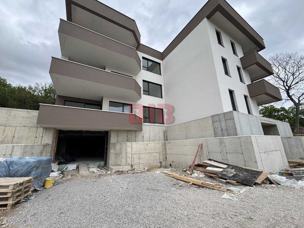 Image 6341718 - 8