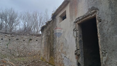 Thumbnail 6341937 - 9