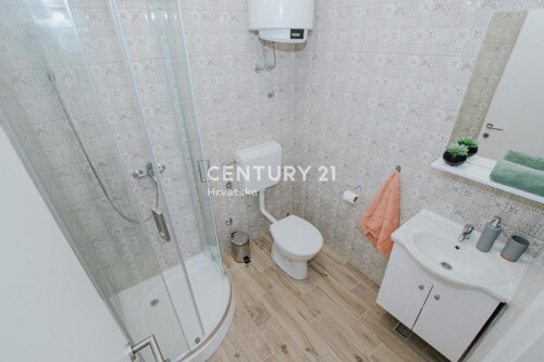 Thumbnail 6341938 - 7