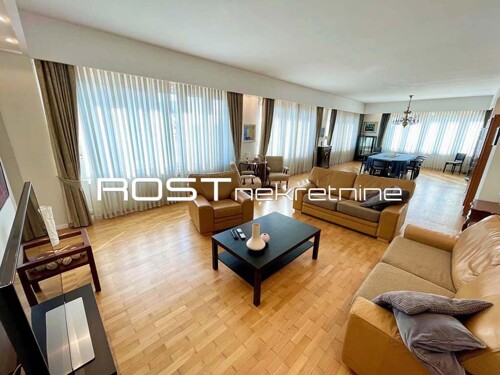 TRG BANA JELAČIĆA - Petrićeva - 151 m2, 3-sobni + BALKON - ekskluzivni