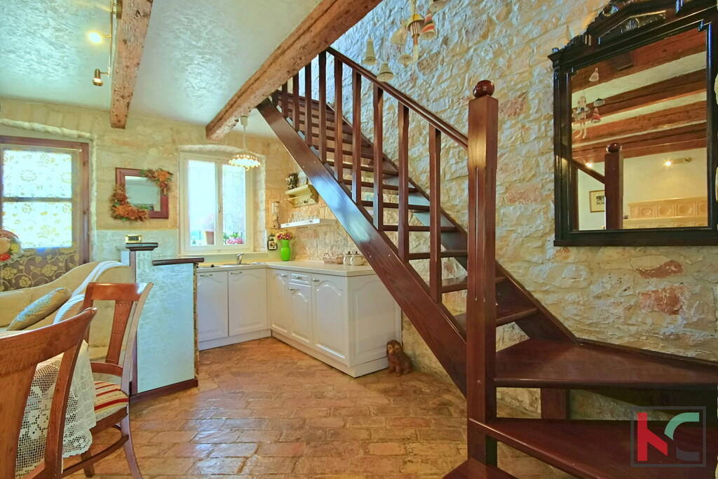 Image 6342287 - 15