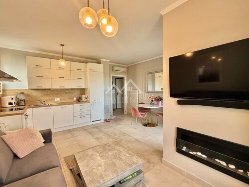 Thumbnail 6342443 - 6