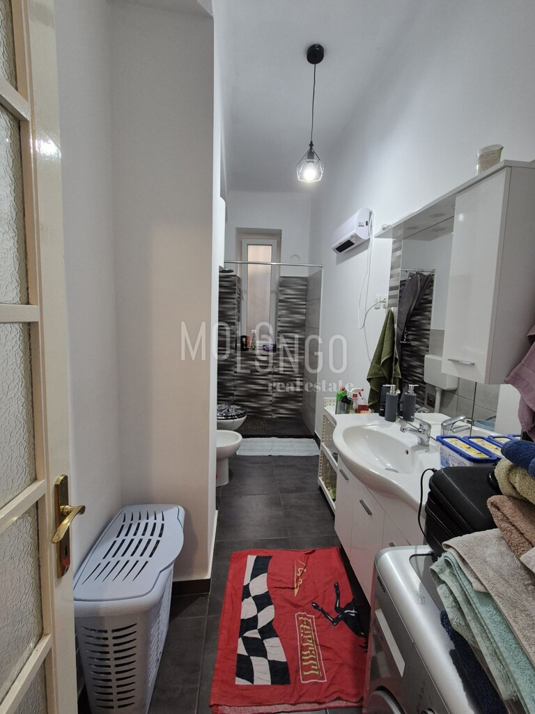 Image 6342446 - 6