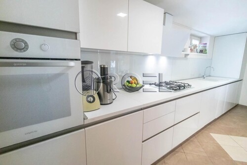 Thumbnail 6342499 - 6