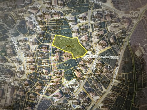 Malinska-Radici. Gradjevinsko zemljište sa pogledom na more i otok Cres