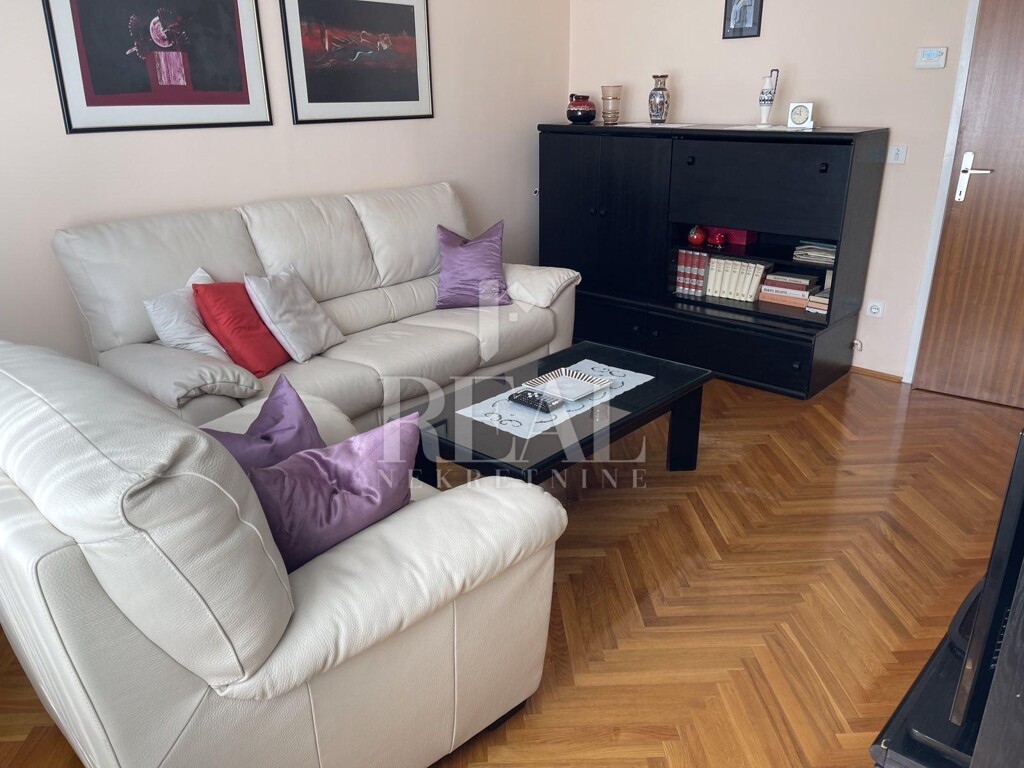 Image 6350781 - 1