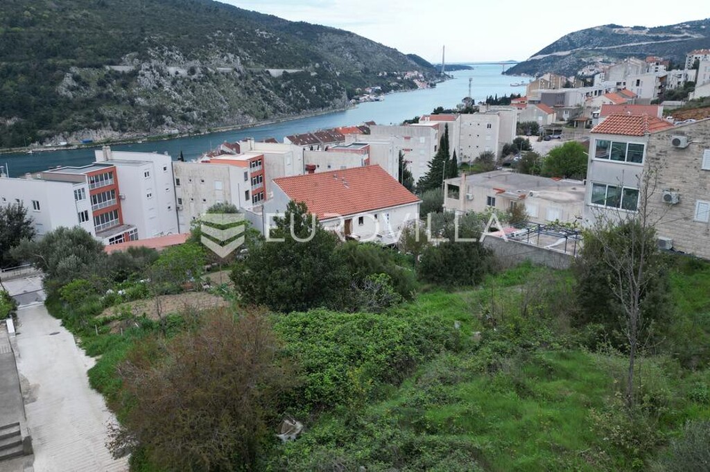 Image 6354484 - 4