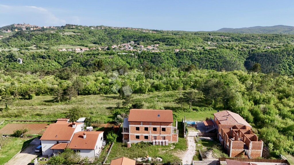 Image 6354509 - 9