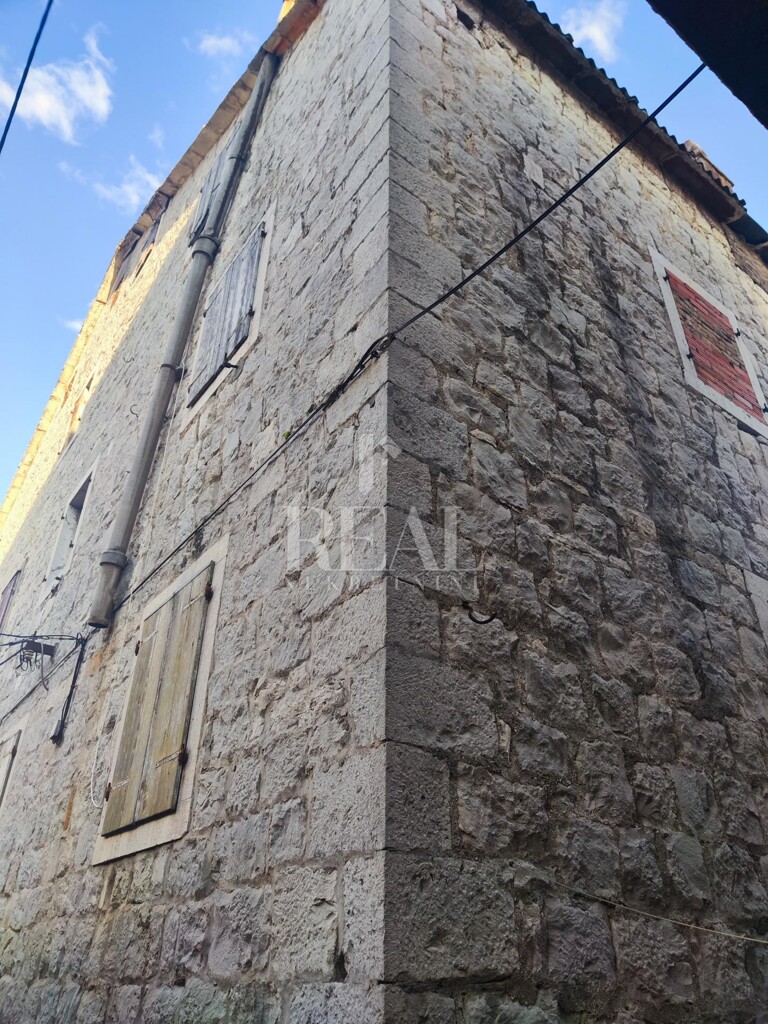 Image 6354639 - 1