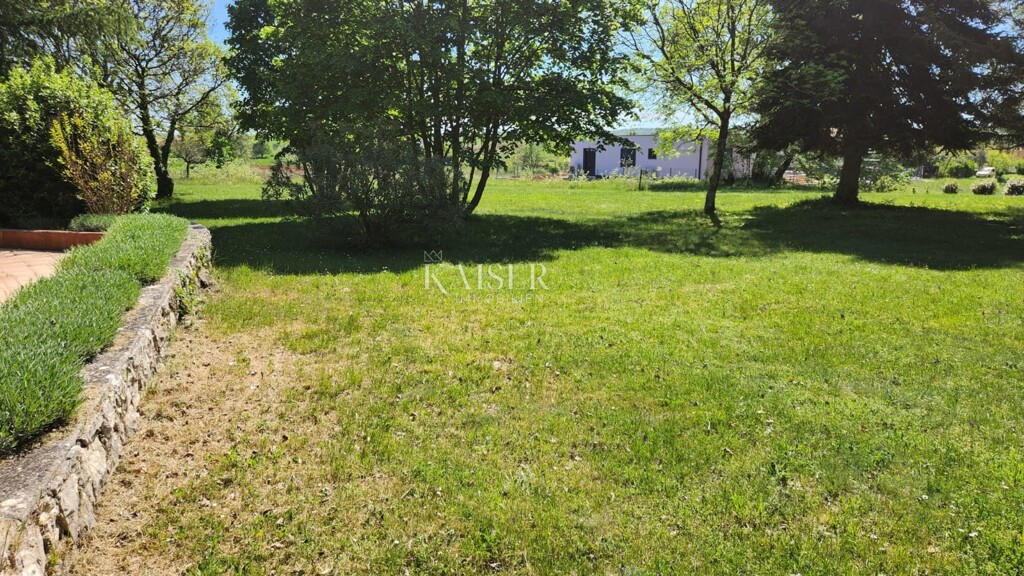 Image 6354672 - 12