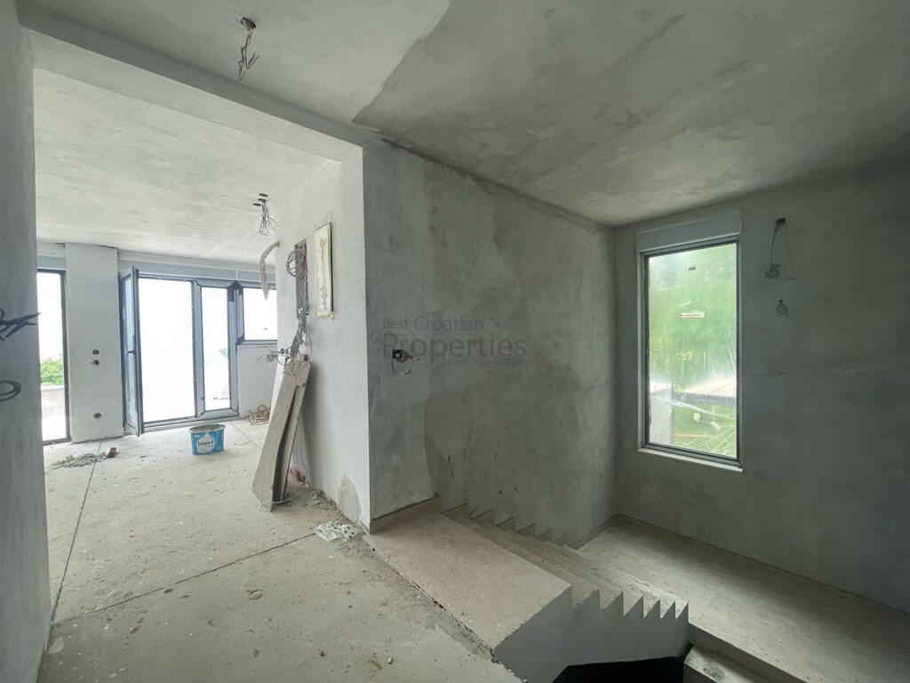 Image 6354754 - 22