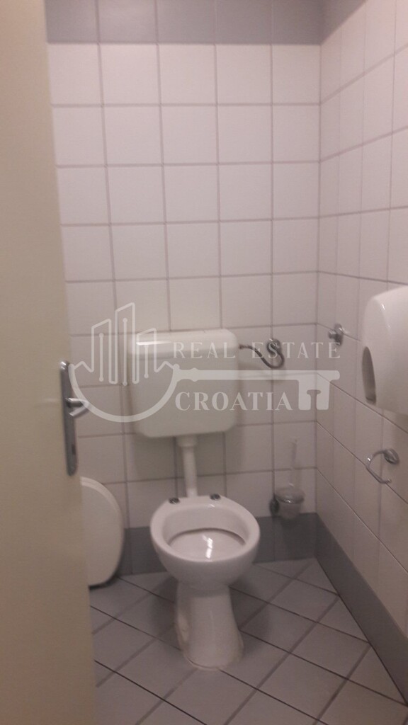 Image 6354764 - 9
