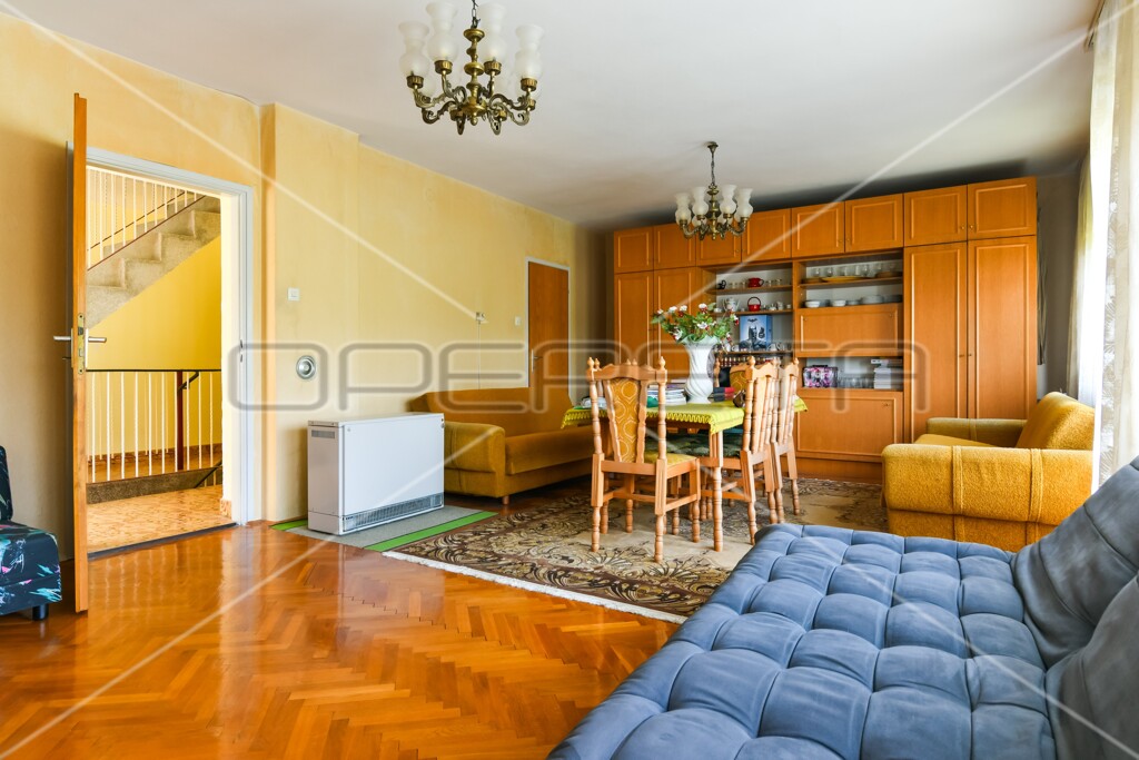 Image 6355075 - 8