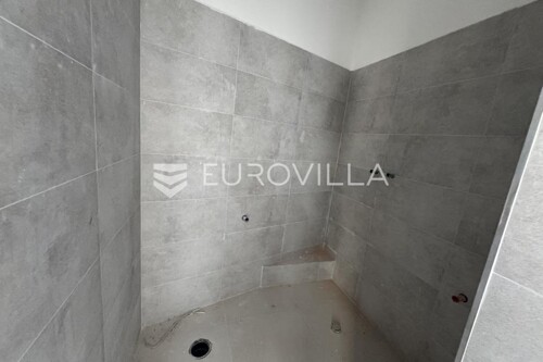 Thumbnail 6355115 - 8