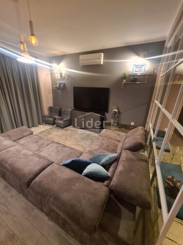 Thumbnail 6355137 - 4