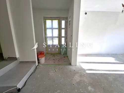 Thumbnail 6355142 - 9