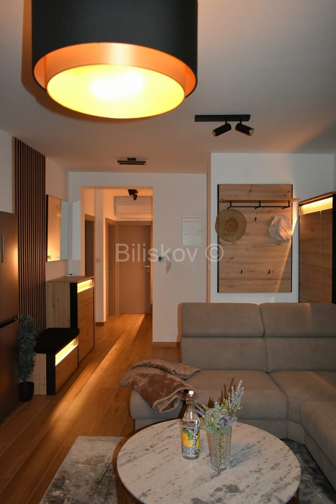 Image 6355186 - 6
