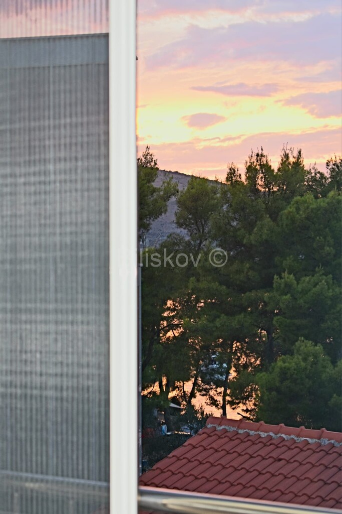 Image 6355186 - 10