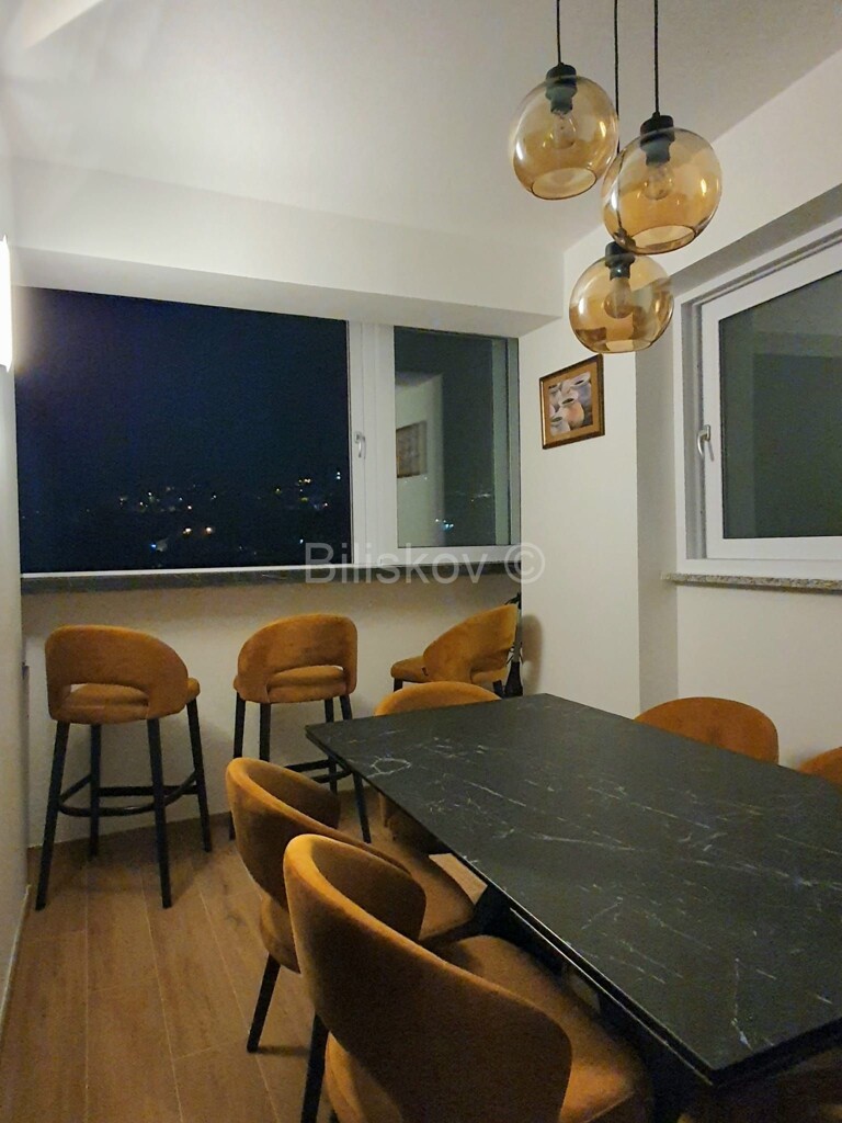 Image 6355186 - 13