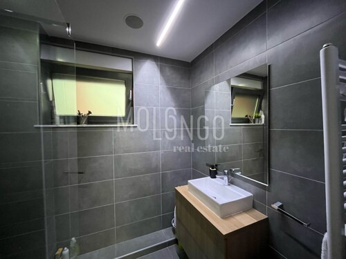 Thumbnail 6355250 - 9