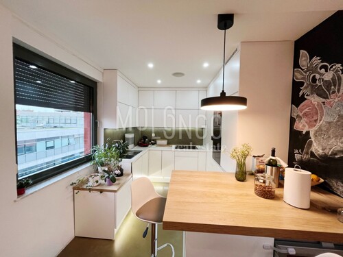 Thumbnail 6355250 - 4