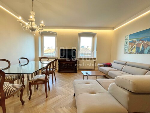 RIJEKA CENTAR, tri apartmana na korzu