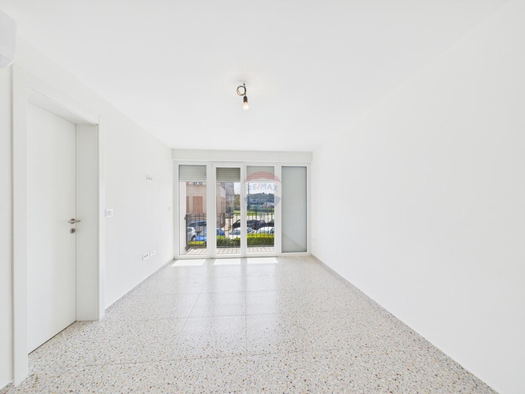 Image 6355300 - 4