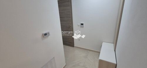 Thumbnail 6355311 - 11