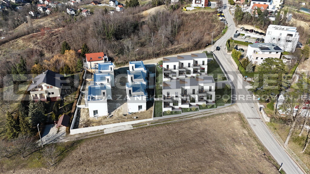 Image 6355474 - 10