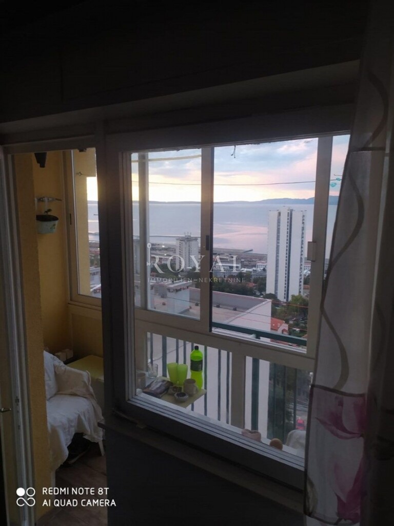 Image 6355512 - 3
