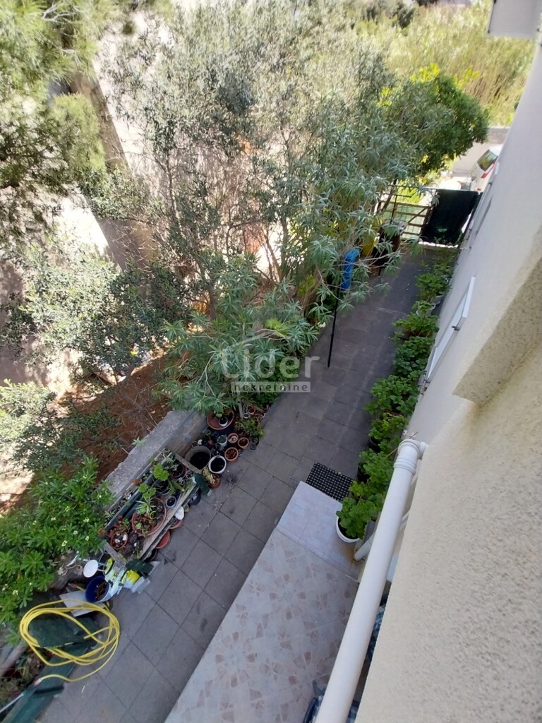 Image 6355778 - 17
