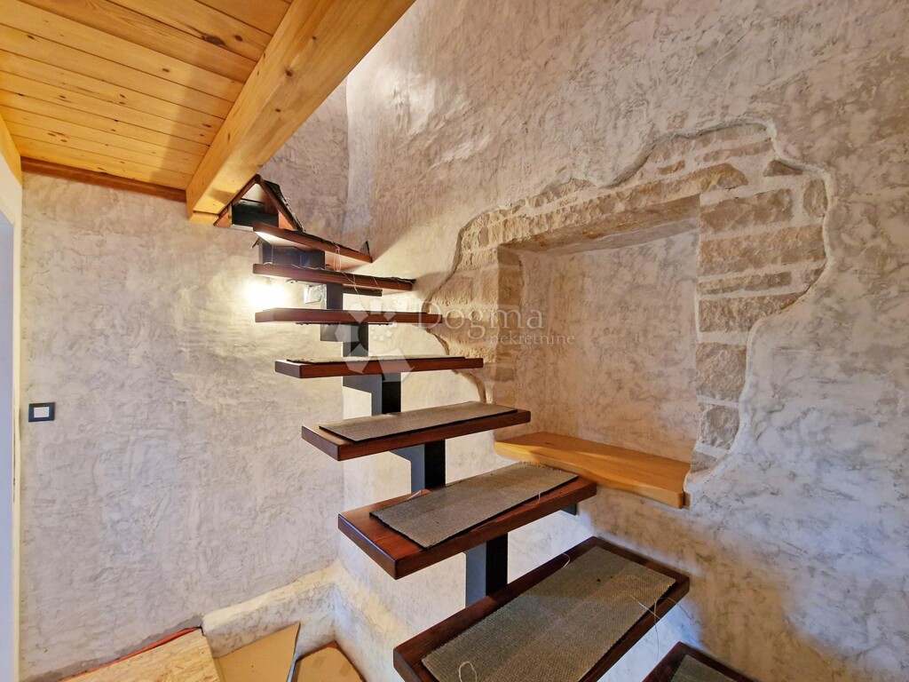 Image 6355787 - 14
