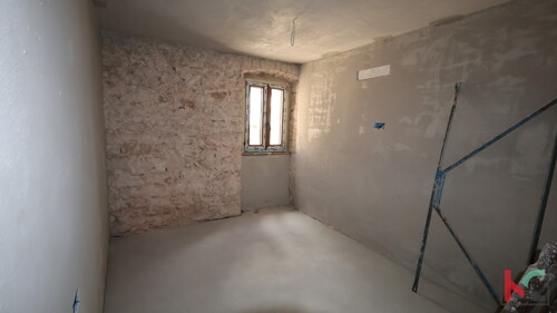 Thumbnail 6355813 - 11