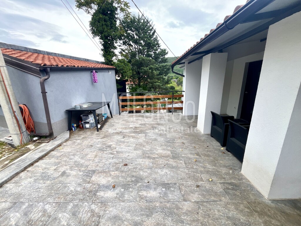Image 6355865 - 12
