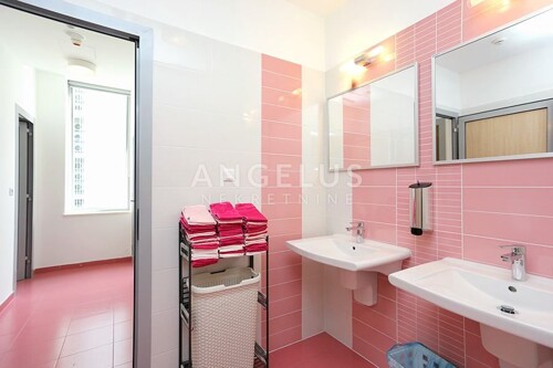 Thumbnail 6355910 - 19