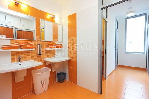 Thumbnail 6355910 - 21