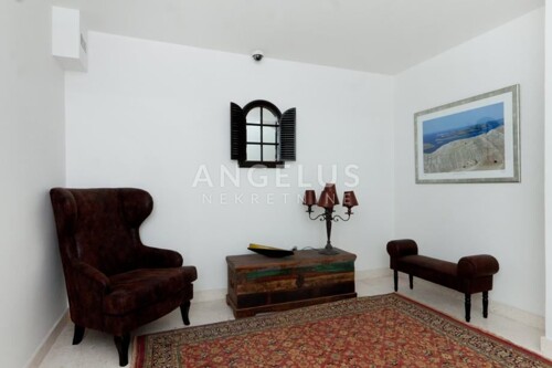 Thumbnail 6355910 - 11