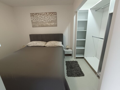 Thumbnail 6355930 - 9