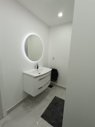 Thumbnail 6355930 - 5