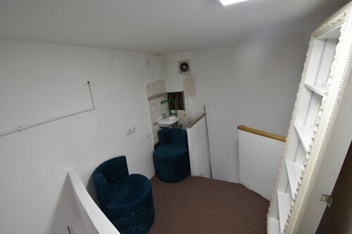 Poslovni prostor, Ured