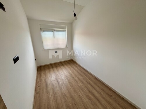 Thumbnail 6355948 - 5